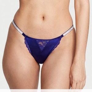 VERY SEXY
Shine Strap Lace Cheeky Panty